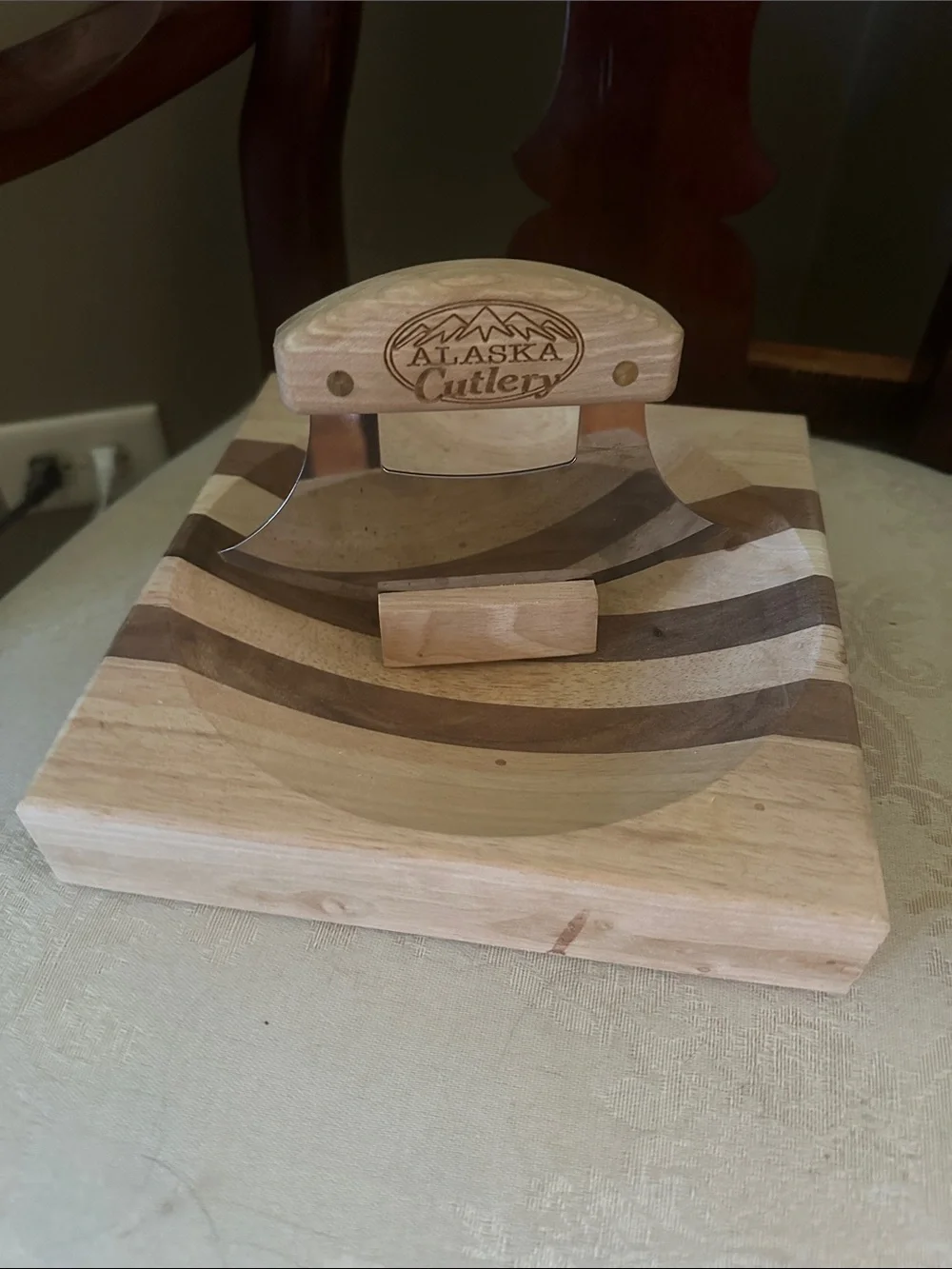 Alaska Cutlery Alaskan birch Ulu knife and chopping bowl set, The Ulu Factory